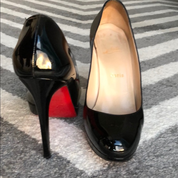 Christian Louboutin Rolando Black Patent Pumps 38